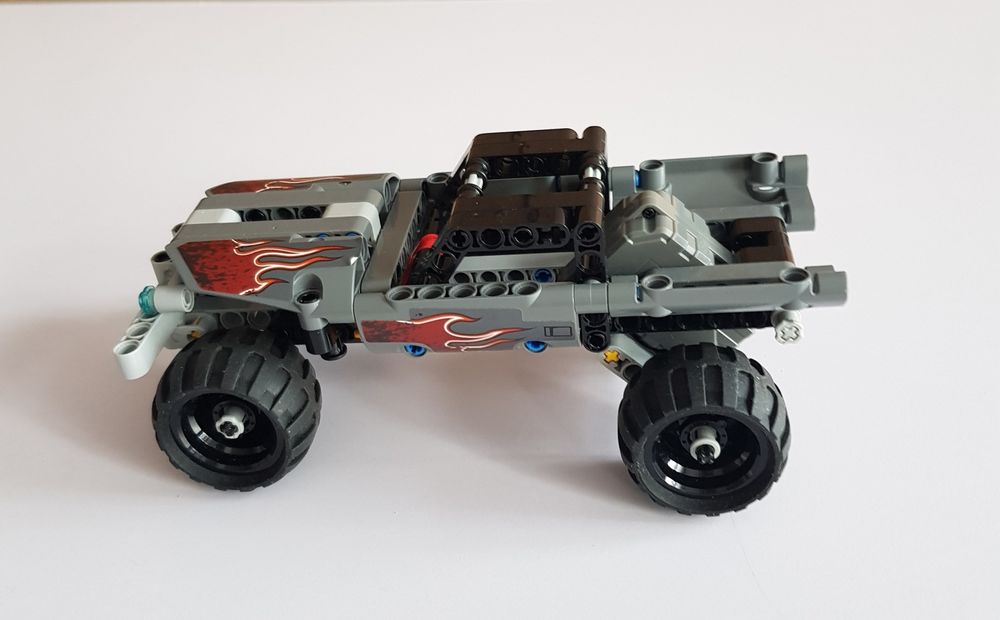 Lego Technic-Camion 4×4,de evadare,42090,128 piese,+7 ani