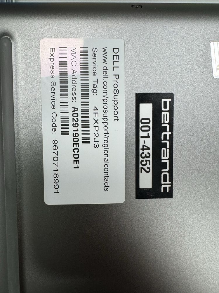Dell Precision 7560/Core i7-11850H/64GB RAM/500 SSD/RTX A2000/15.6 FHD