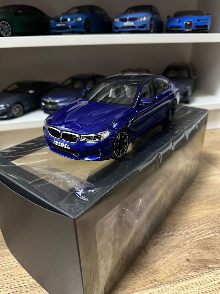 Macheta BMW f90 m5 1:18 Norev