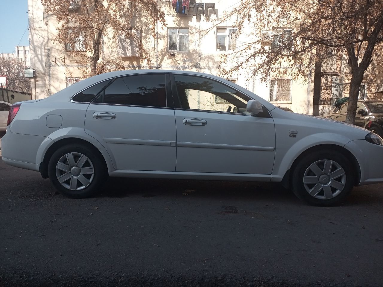 Jentra 2 pozitsiya srochno sotiladi