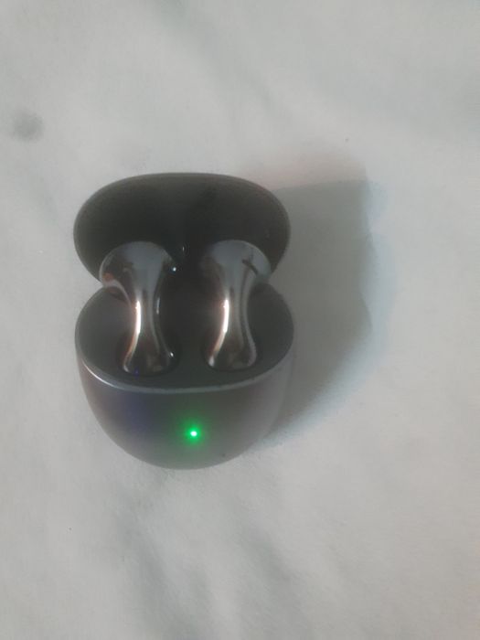 Vând casti Huawei FreeBuds 5