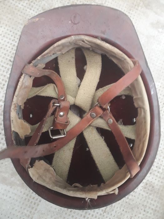 Lanterne armata,casca veche