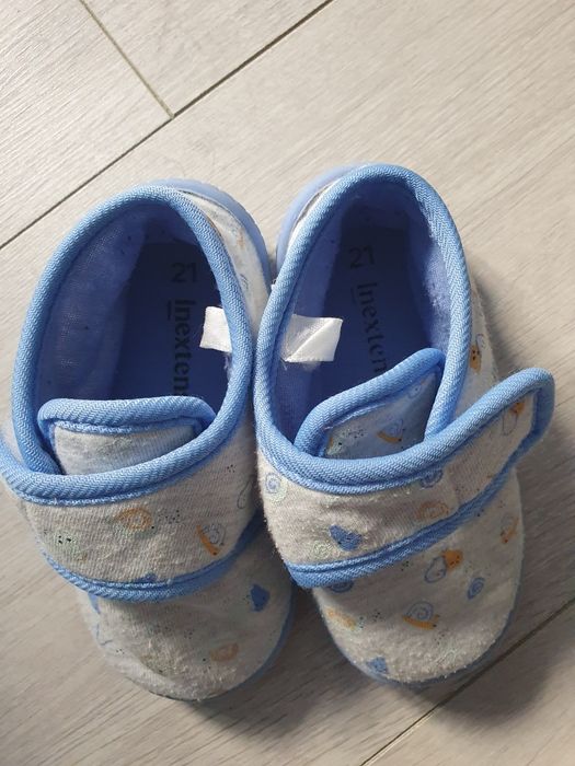 Papuci/incaltaminte de interior bebe