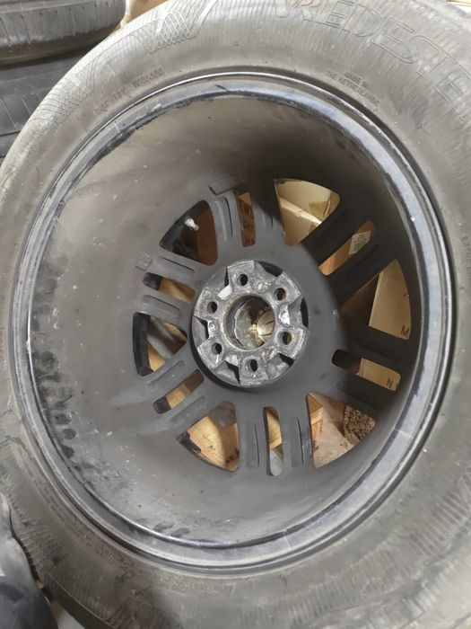 Jante Aliaj + Anvelope Vara 255/60R18 SUV 4x4 cu ET30 9J 6x114.3