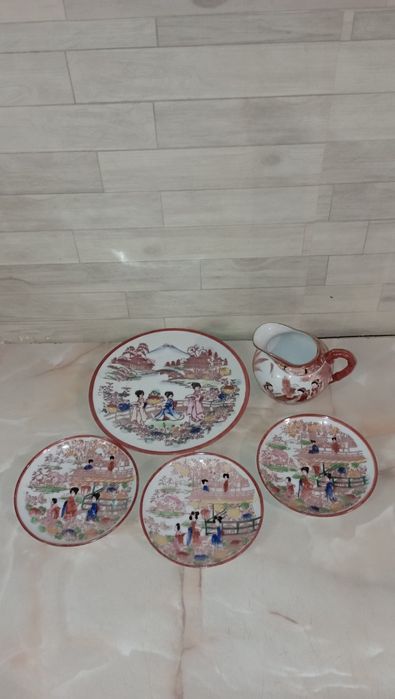 serviciu din portelan