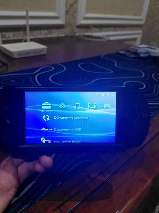 Psp E1008 + 2 игры