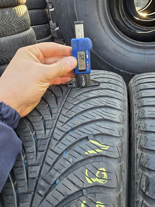 Anvelope de iarna 195-60r15 Goodyear