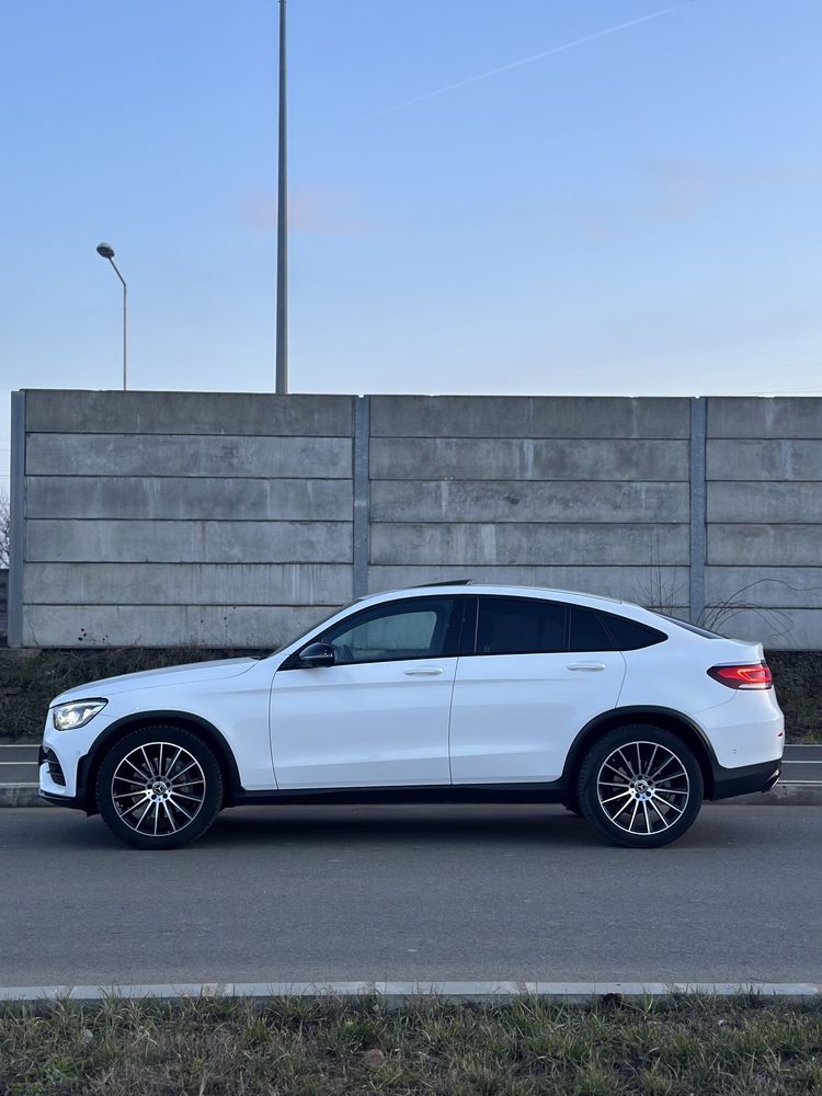 Inchirieri Auto Premium Mercedes GLC Coupe - Alb rent a cer - nunti