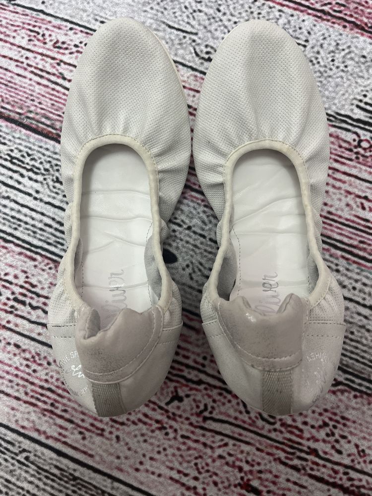 Пантофки/балеринки adidas и s. Oliver