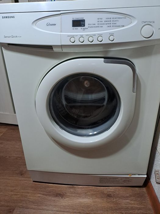 Продам стиральную машинку