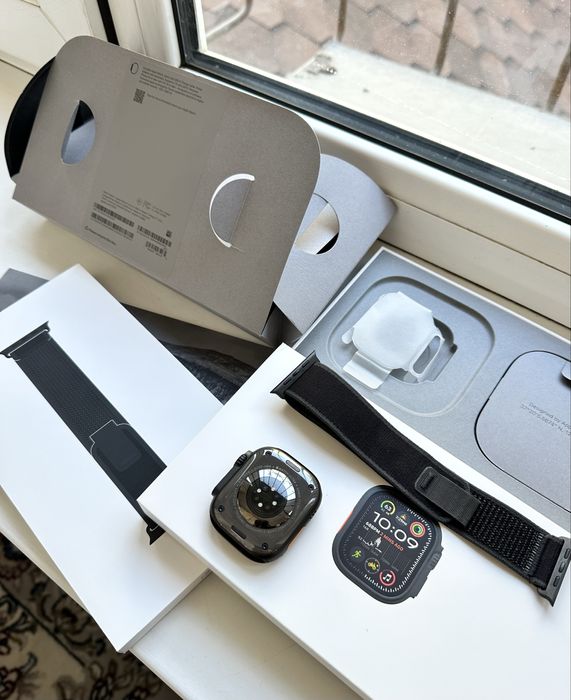 Apple iWatch Ultra 2 Black Titanium 49mm
