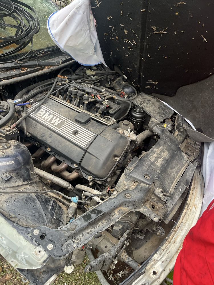 Bmw e46 2.3b  170hp на части
