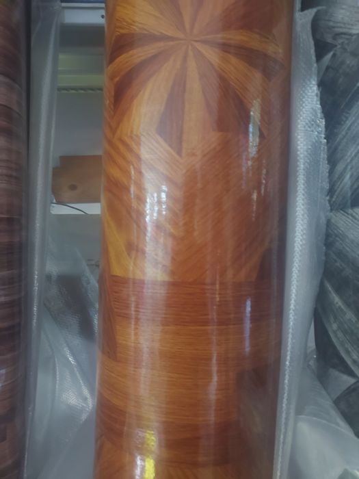 Linoleum Maron 2m lat-20m lung-1,2 gros