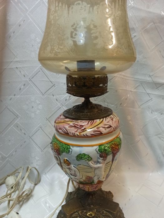 Антикварна нощна лампа Capodimonte -уникат!