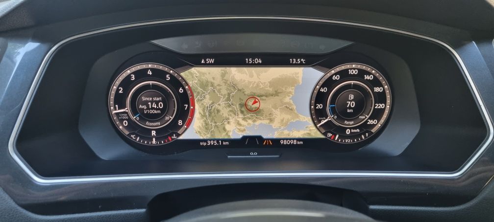 VW tiguan 2.0 190кс. Бензин 2018г. 98000 км.