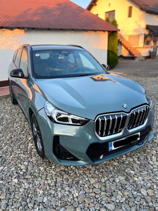 BMW X1 pachet M, hibrid, avariat, AVARIATE