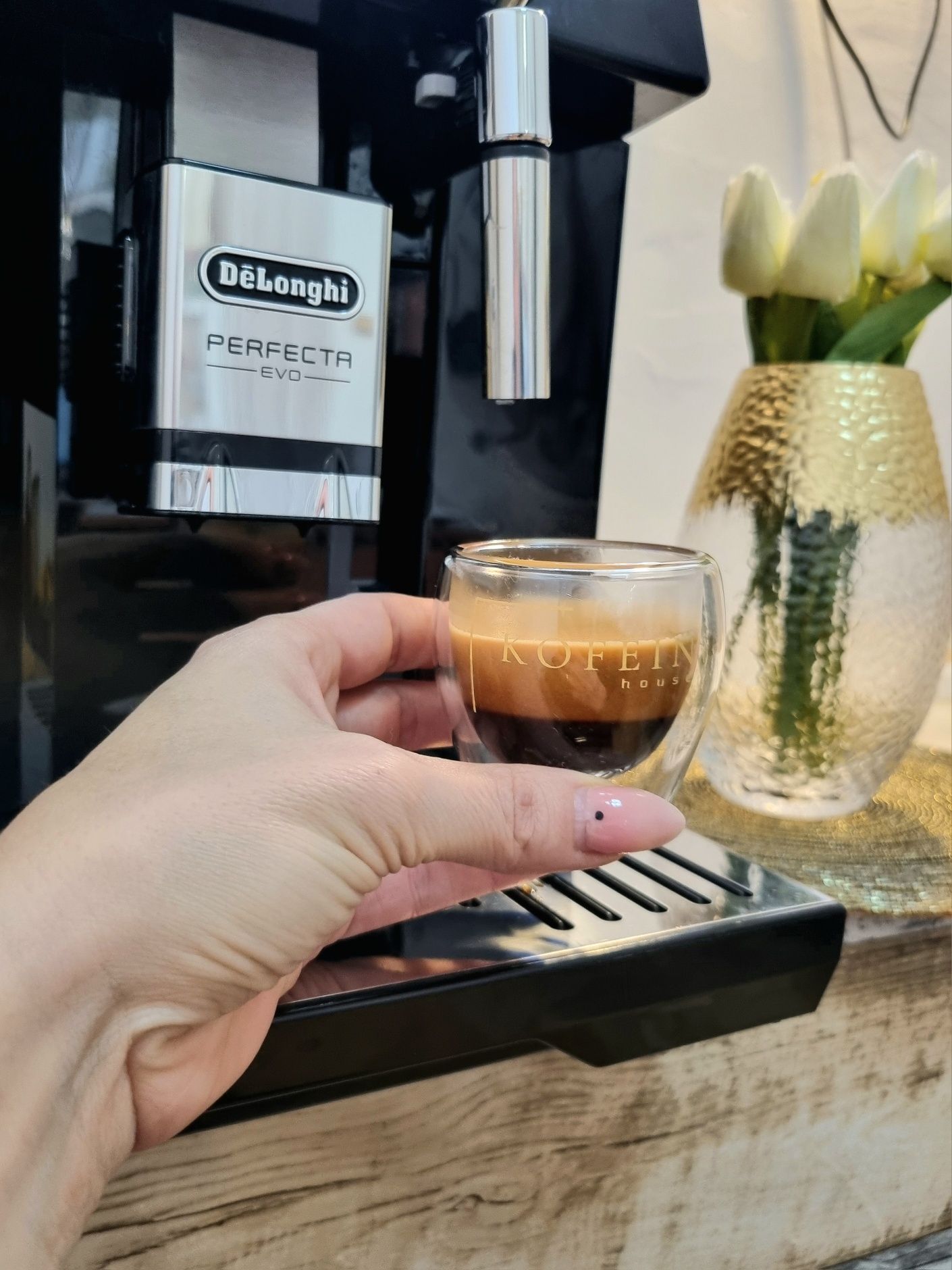 КАФЕМАШИНА DELONGHI PERFECTA EVO |Делонги Перфекта с гаранция и сервиз
