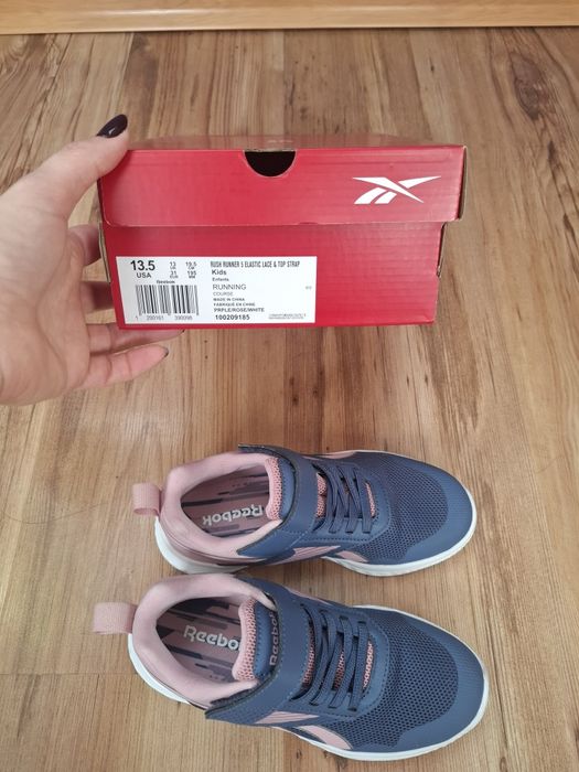 Маратонки за момиче