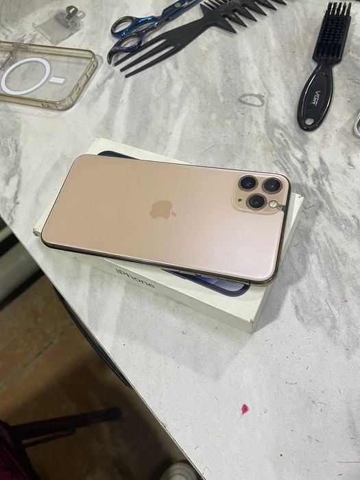 Iphone 11pro max 256gb 77%