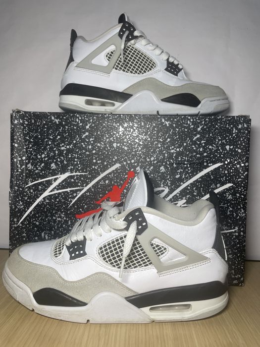 Jordan 4 military bleck