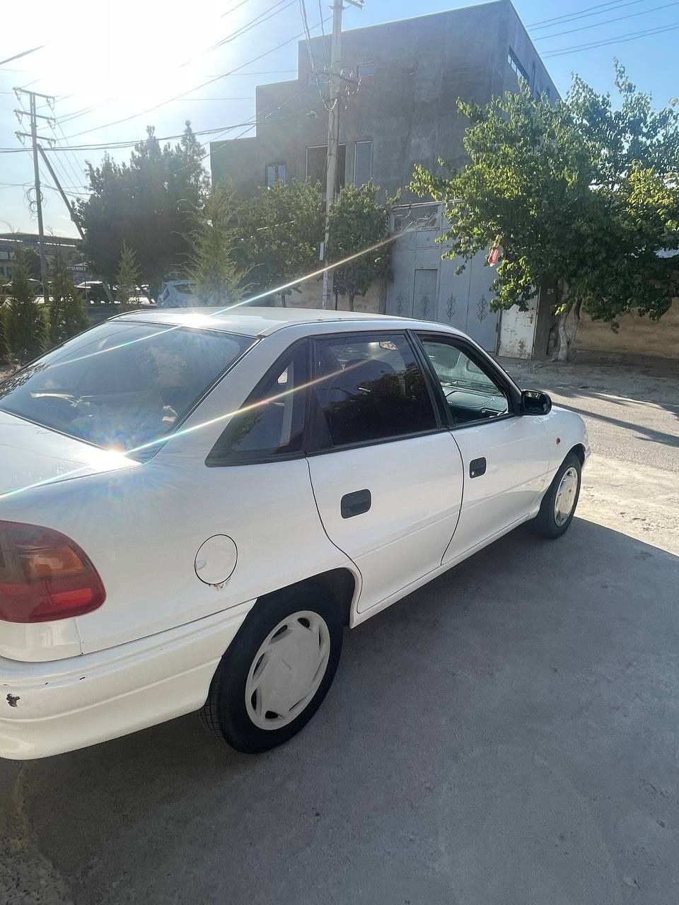 Opel astra 1987 yil