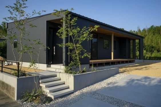 Case pe structura metalica