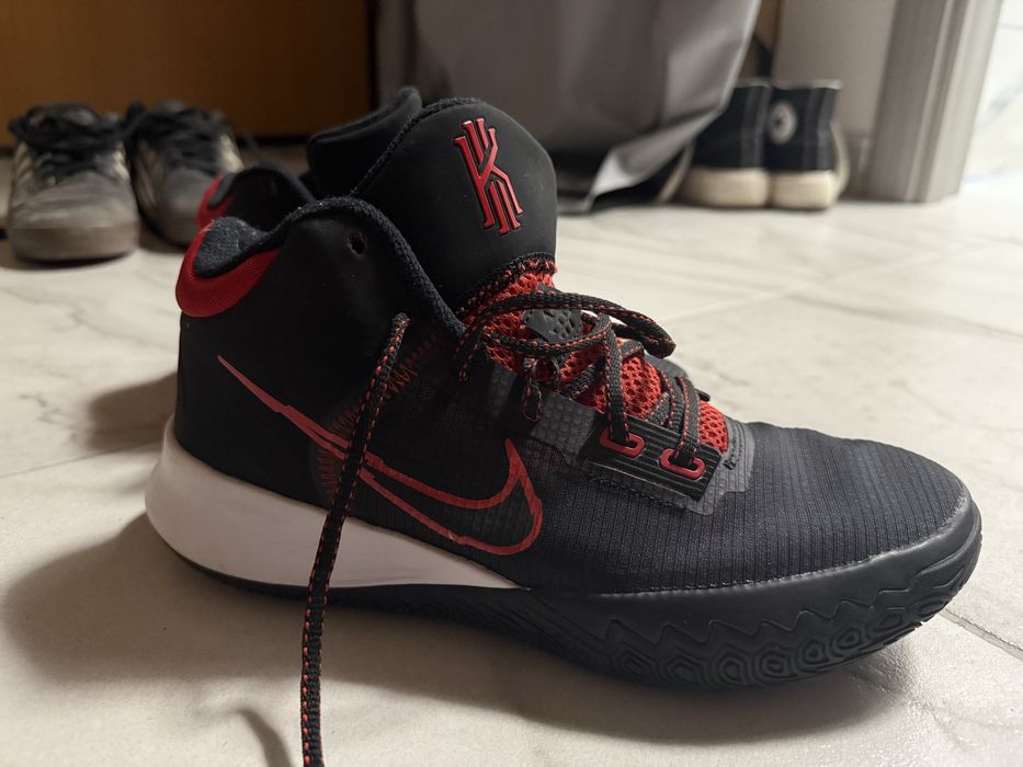 Nike Kyrie Flytrap 4 - 25 cm
