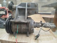 Компресор с обтегач за Thermo King от Мерцедес Атего 815