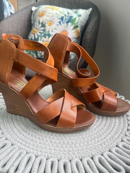 Нови Обувки различни модели и размери