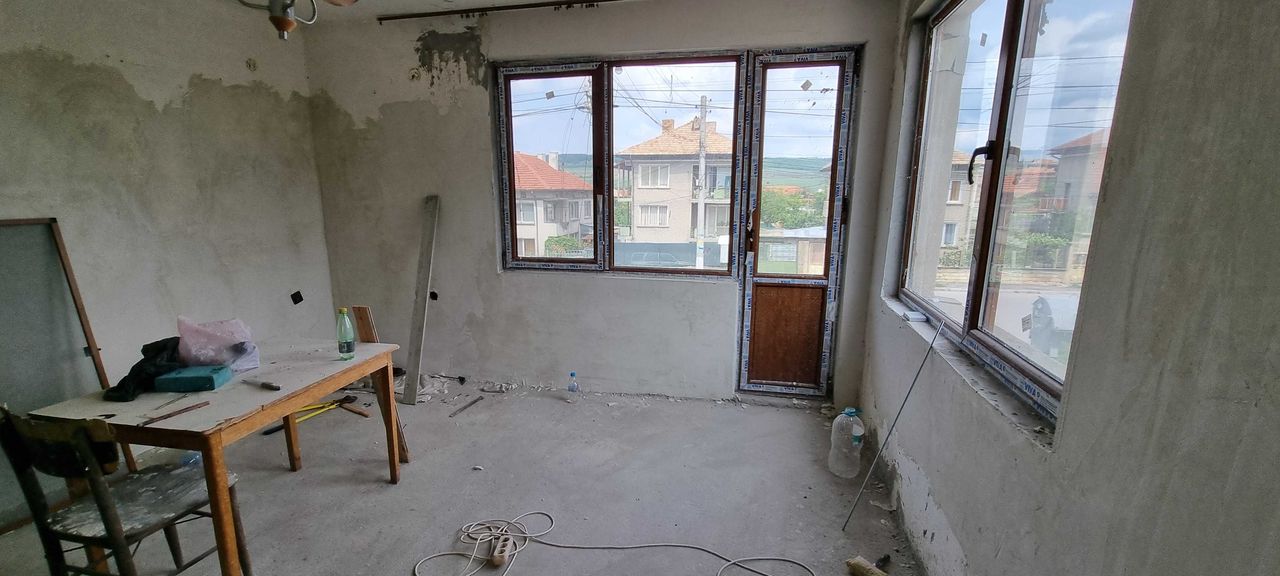 Продава се Къща в с. Гецово, Област Разград - 68 кв.м за 1875 €/кв.м - Снимка #9