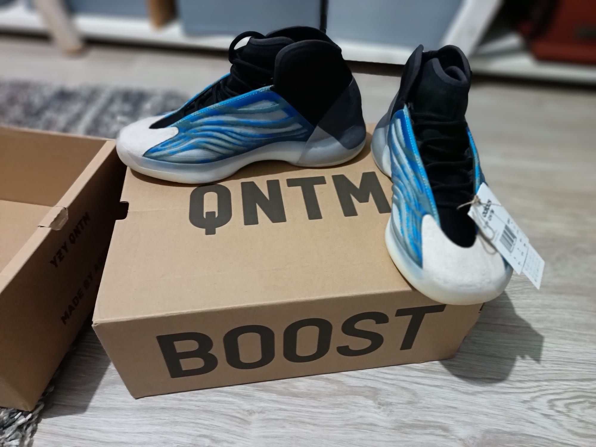 Yezzy quantum sneakers