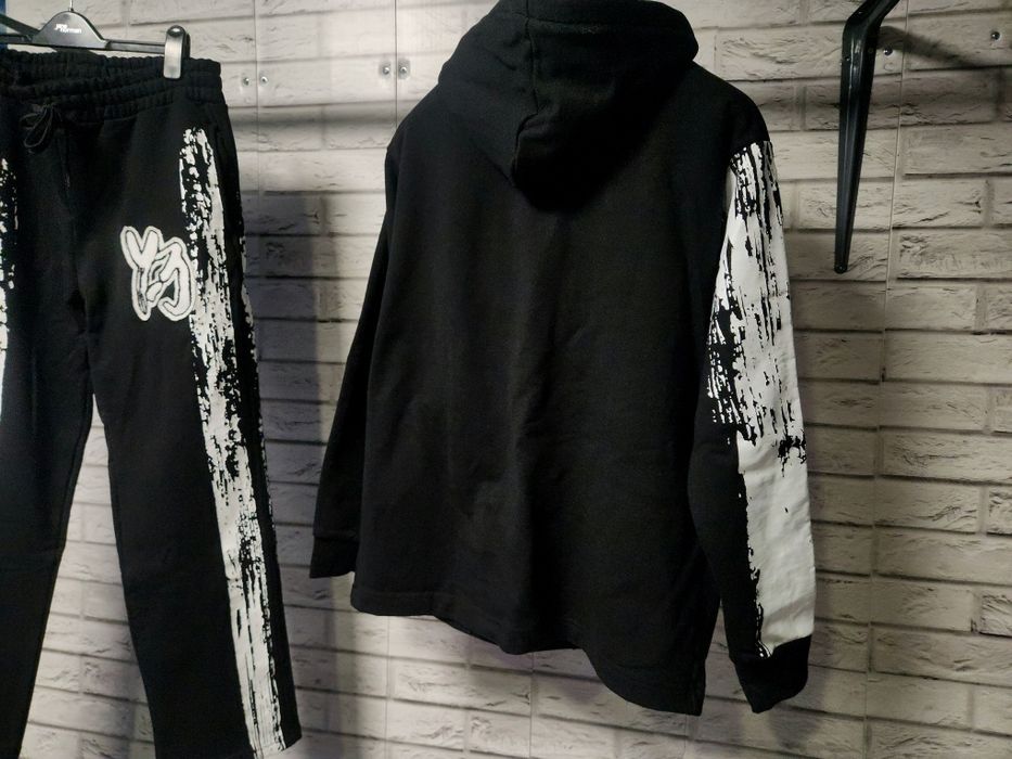 Yohji Yamamoto Y-3 екип