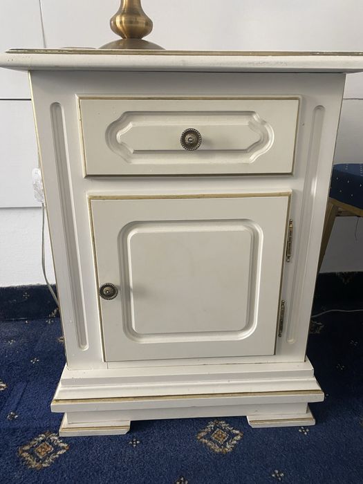 Mobilier dormitor lemn- pat somiera, comoda, noptiera