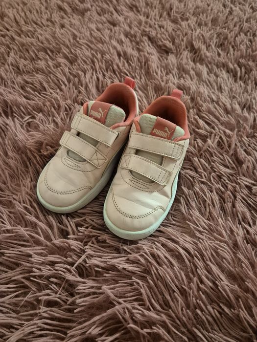 Adidasi fete Puma nr.27