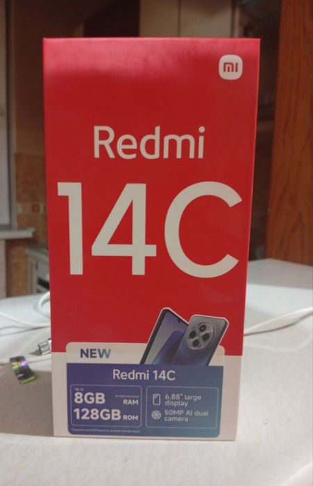 Продам Redmi 14C global с коробкой идеальное состояние