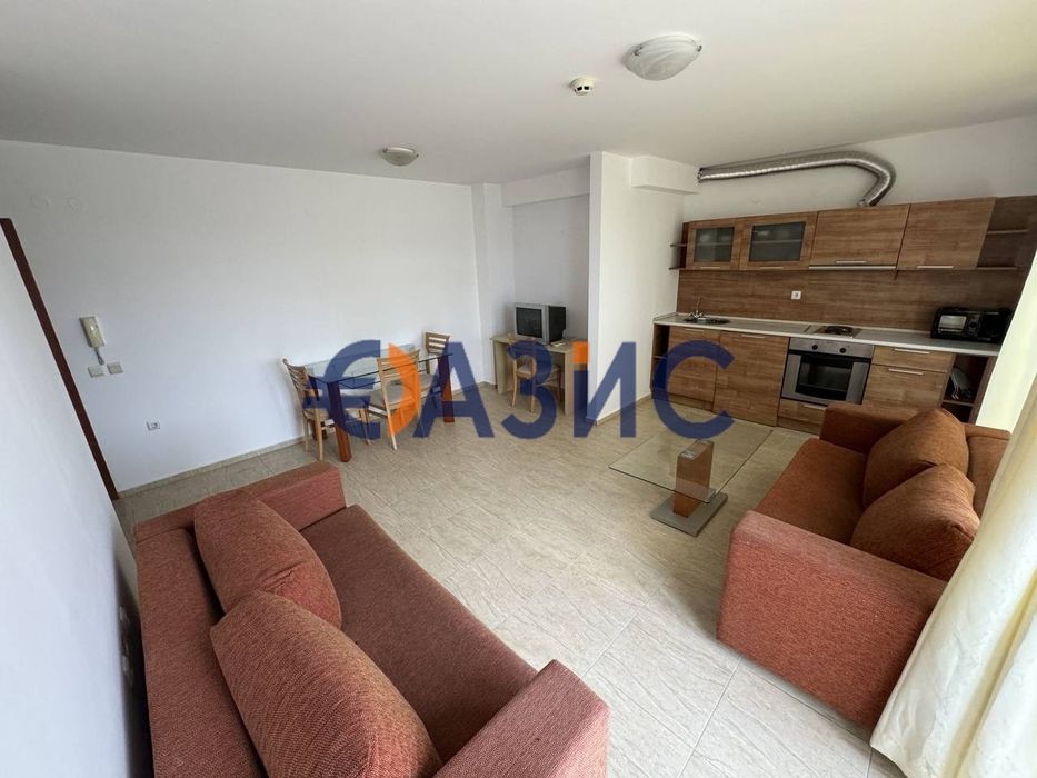 Продава се Двустаен апартамент в к.к. Слънчев бряг - 69 кв.м за 943 €/кв.м - Снимка #1