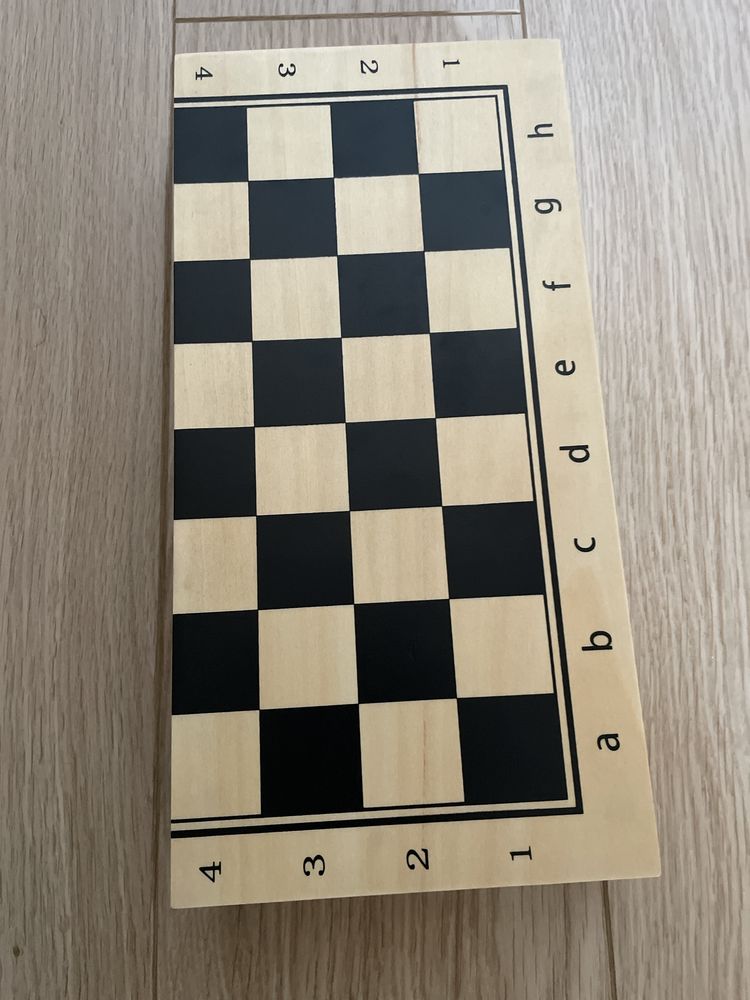 Шахматы деревянные при этом магнитное