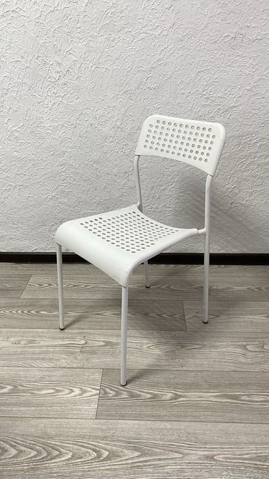 Стулья          I