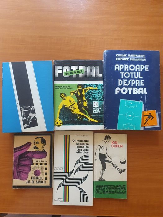Cărți vechi despre fotbal și sport