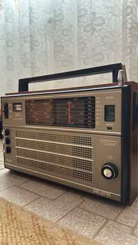 Aparat radio rusesc Selena clasic vintage USSR