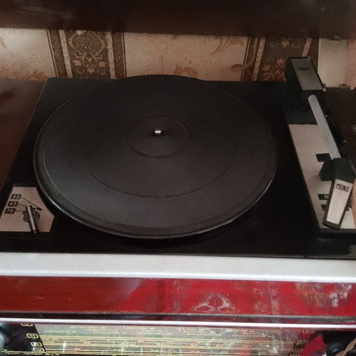 Патафон радио сотилади