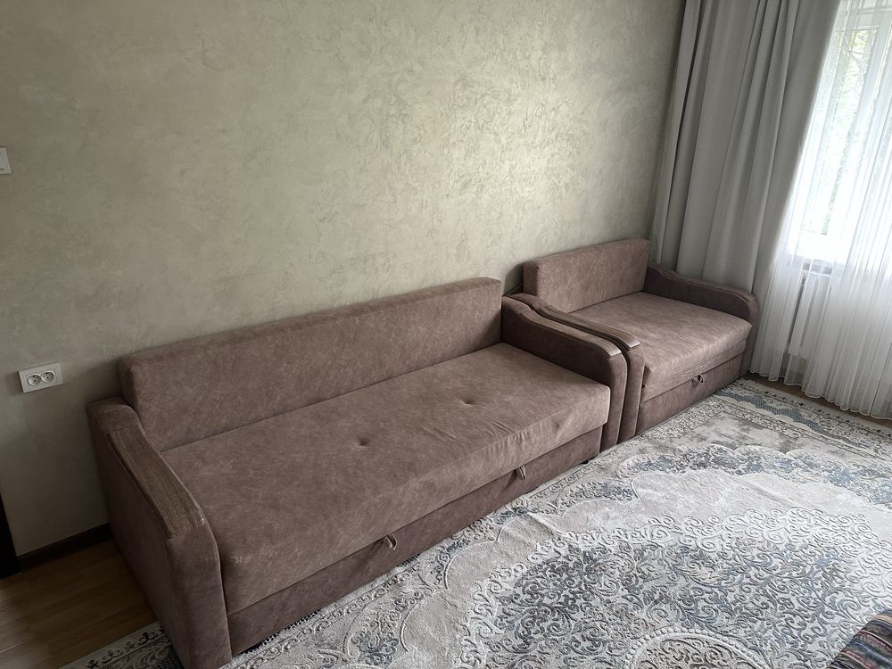 Продаю Диван, раскладные, 3 м