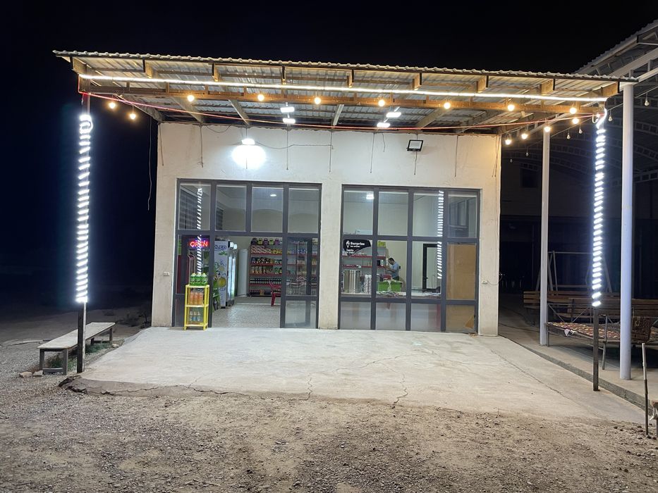 Magazin sotiladi Metanga kiradigan joyda