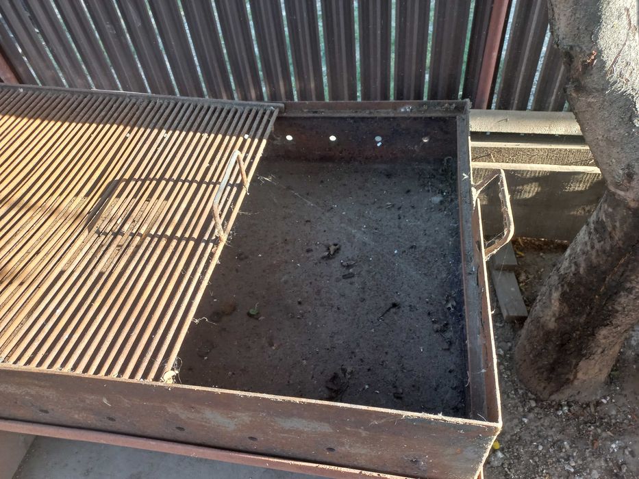 Gratar de vanzare pentru Agenti Economici