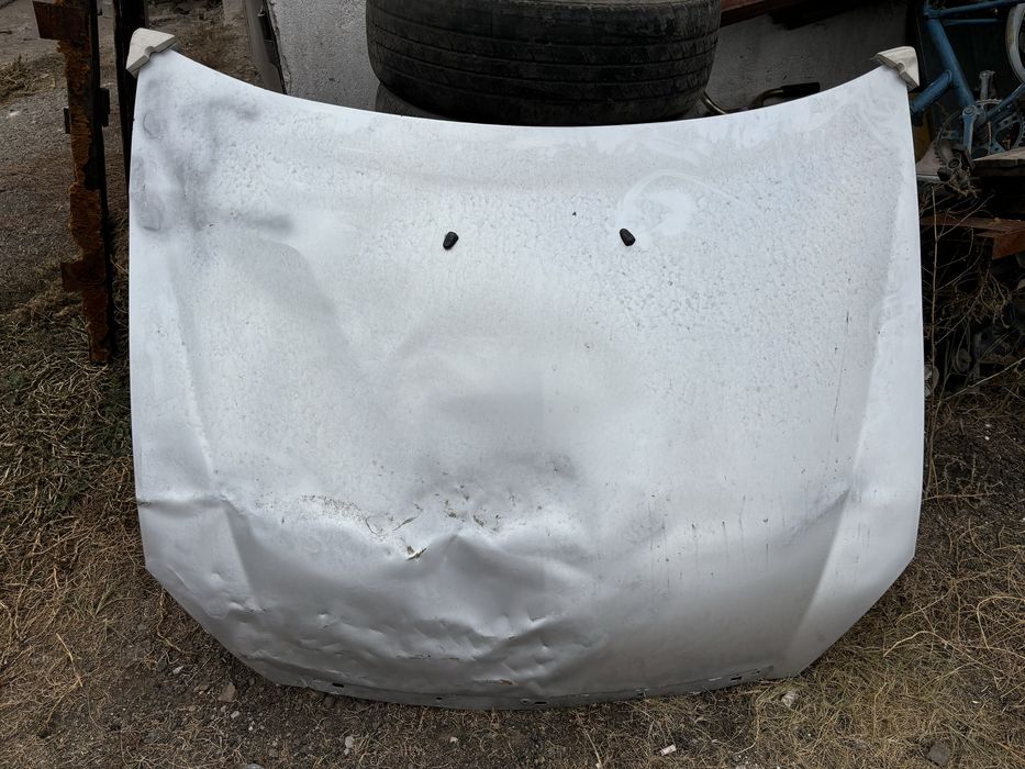 Приора Капот Серебристый