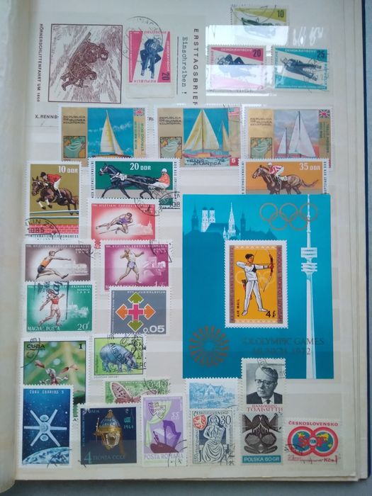 Se vinde colectie de timbre 4 clasoare RDG de 50 vechime