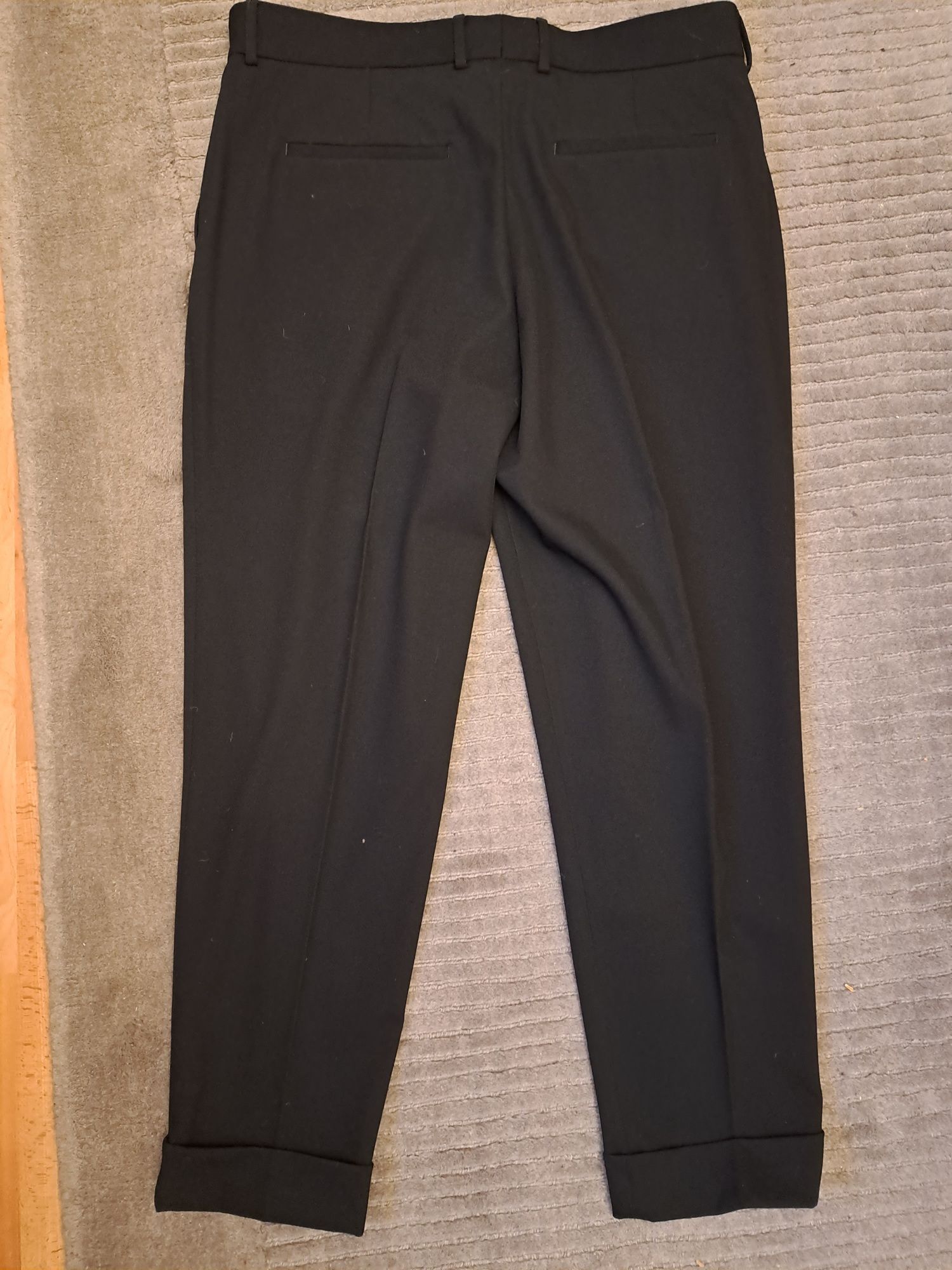 Pantaloni Zara premium cu pense,44,model Dsquared