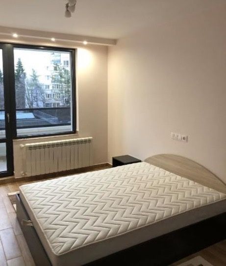 Дава се под наем Двустаен апартамент в София, Люлин 8 - 76 кв.м за 408 € - Снимка #1