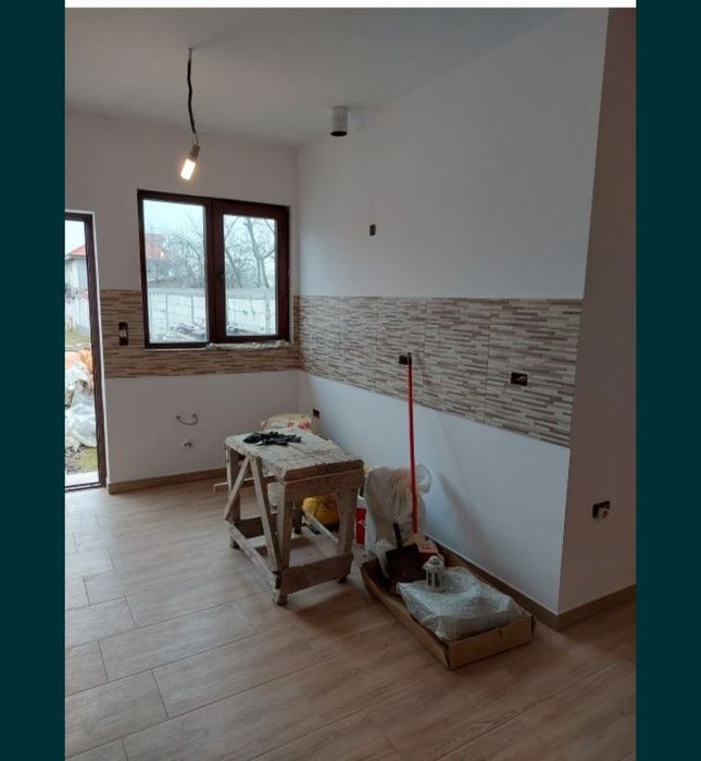2 Garsoniere la curte,teren 332mp,utilitati,asfalt,parcare.pret75000€.