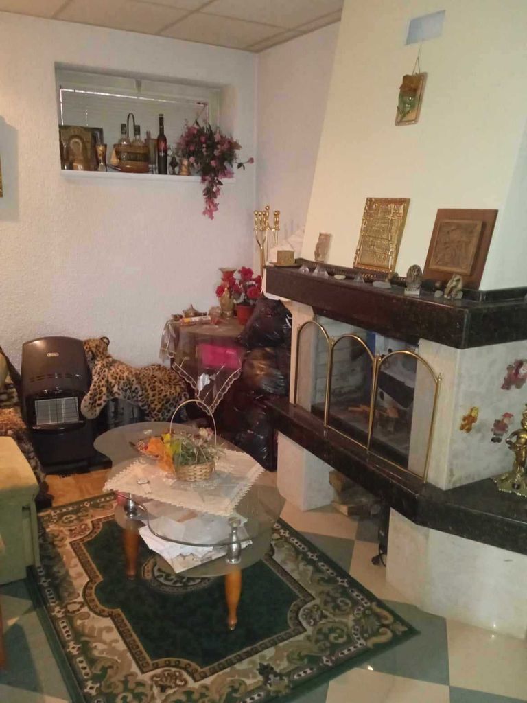 Продава се Етаж от къща в Смолян, Нов център - 90 кв.м за 1256 €/кв.м - Снимка #7